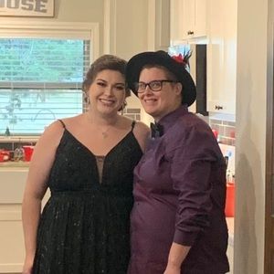 Meet your Posher, Tay